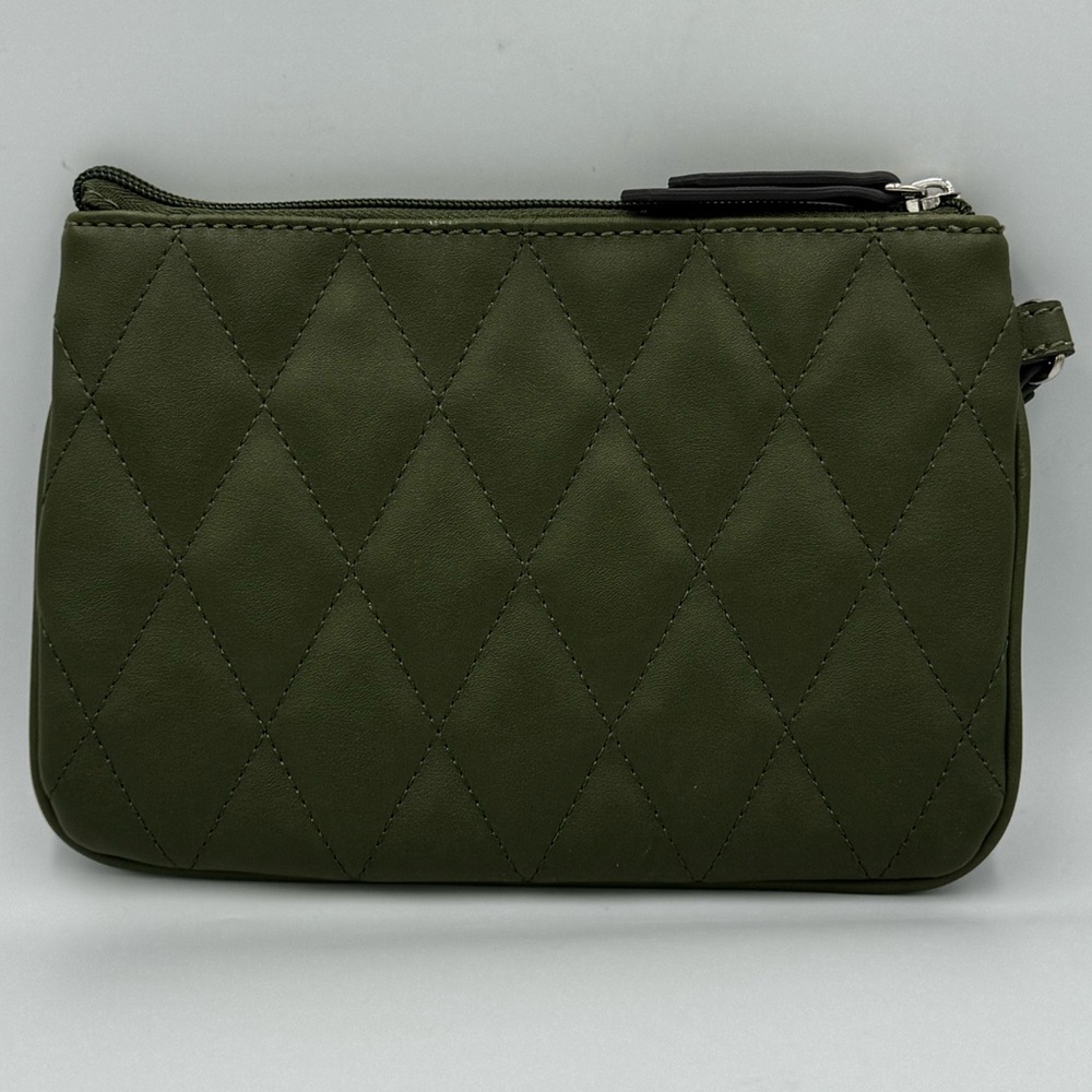 Green Quilted Nine West Wristlet Wallet Pouch - Picture 2 of 9